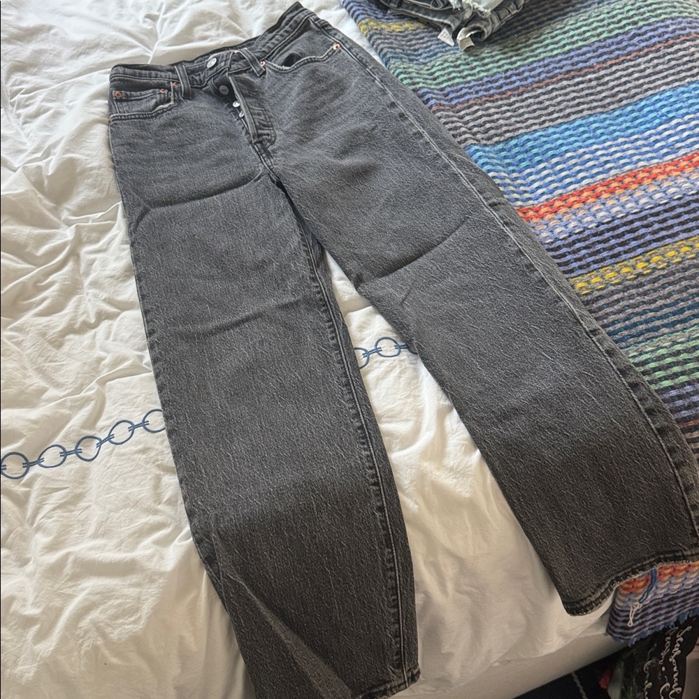 Levi’s ribcage straight ankle black denim jeans size 24